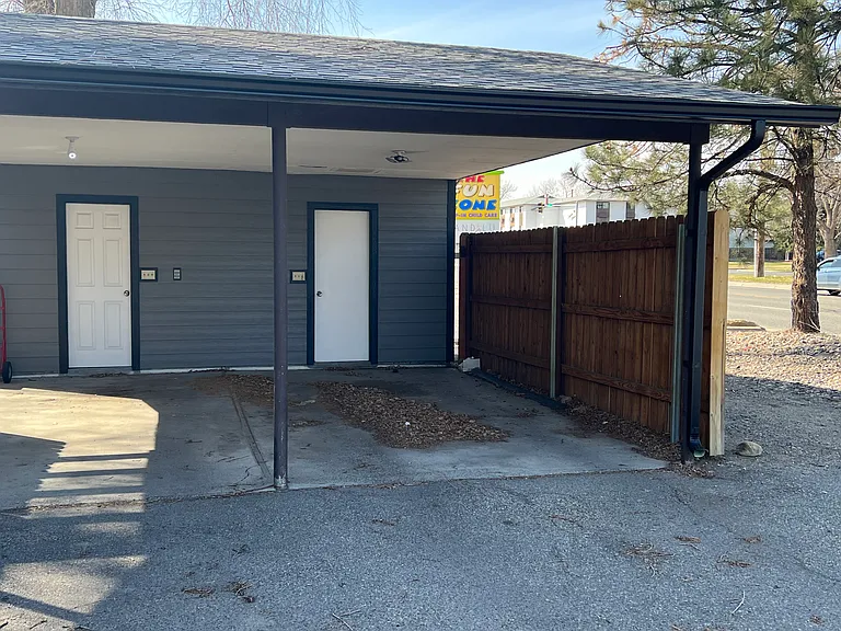 2142 Central Ave — Photo 10