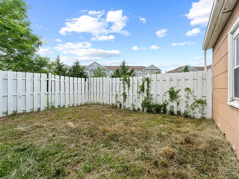 5 Regent Ct — Photo 19