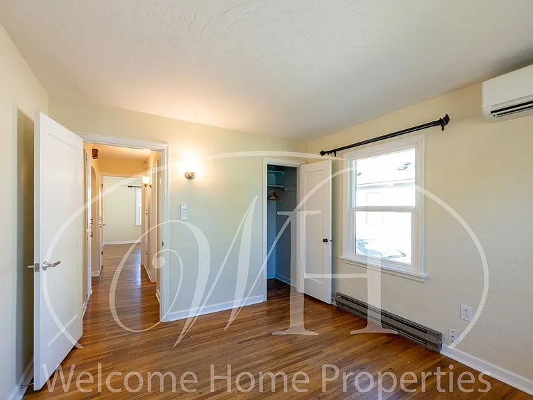 320 SE 4th St — Photo 21