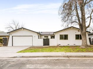 136 W Swift Ave, Clovis, CA 93612