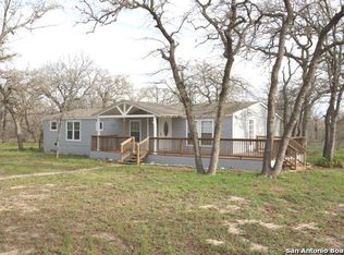 158 Kothmann Rd, La Vernia, TX 78121