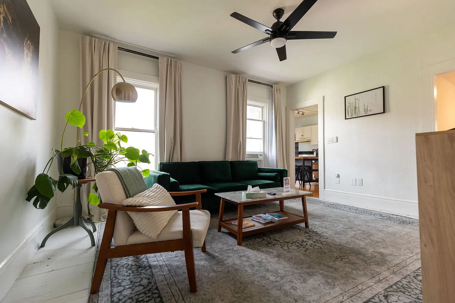 2 bed, 1.0 bath, 893 sqft, $3,255 — Photo 3