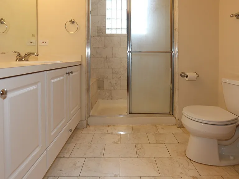824 W Buckingham Pl #2C — Photo 17
