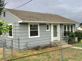 10203 42nd Ave SW, Seattle, WA 98146