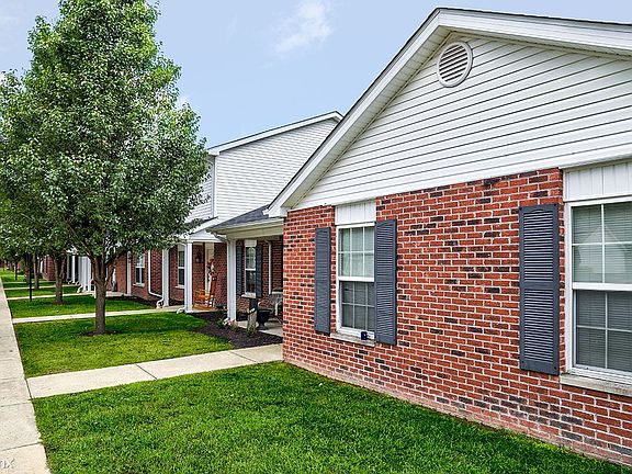 Paint Lick/Station apartments