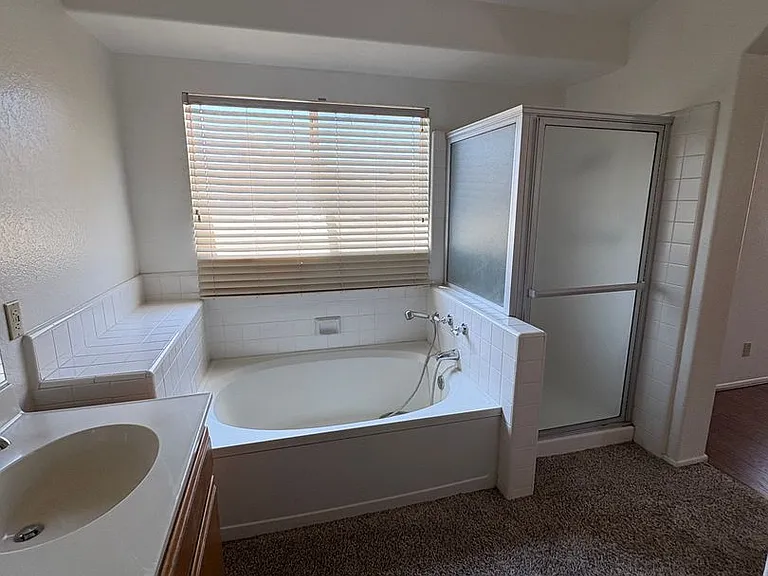14333 La Crescenta Ave — Photo 18