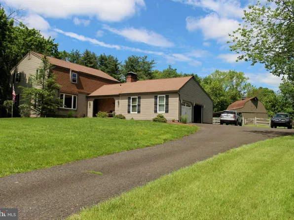 1221 Creek Rd, Furlong, PA 18925