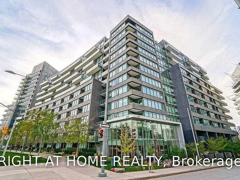 120 Bayview Ave #N821 — Photo 1
