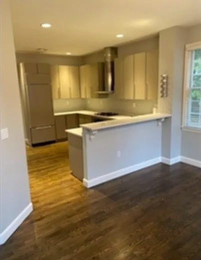 2 bed, 2.5 bath, 1890 sqft, $3,650 — Photo 2