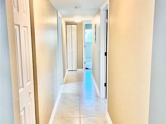 4th image of 17421 Birchwood Ln APT 2