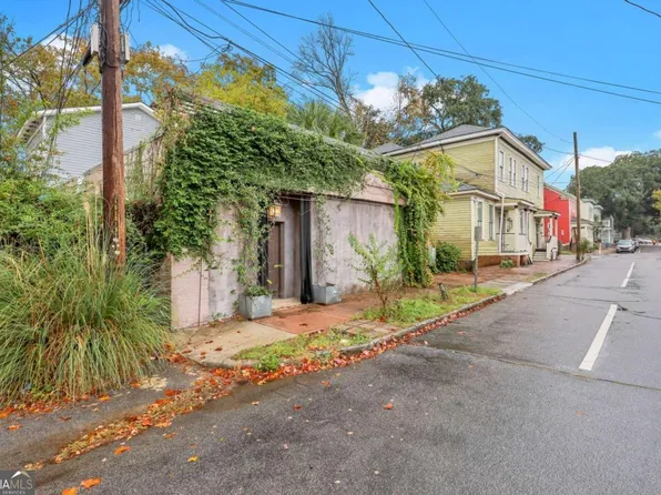 1112 Lincoln St, Savannah, GA 31401