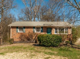 900 Hermitage Rdg, Hermitage, TN 37076