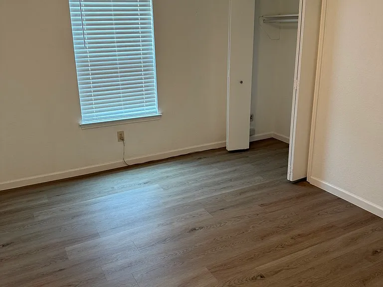1103 Airline Dr — Photo 10