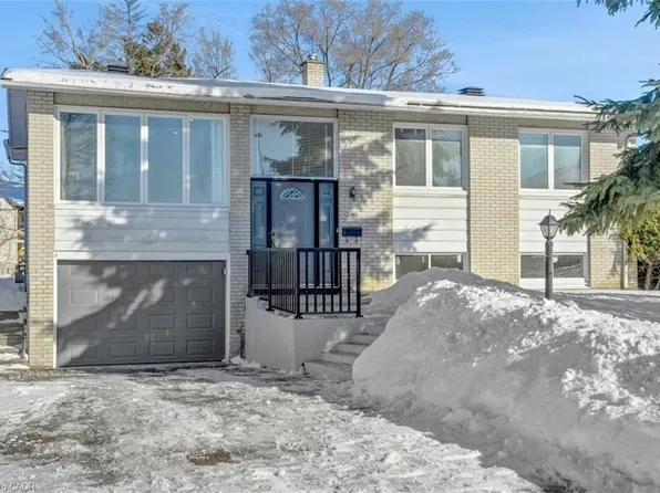 31 Bellfield St, Ottawa, ON K2B 6K7