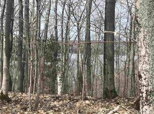 17692 Brooks Rd, Hancock, MI 49930