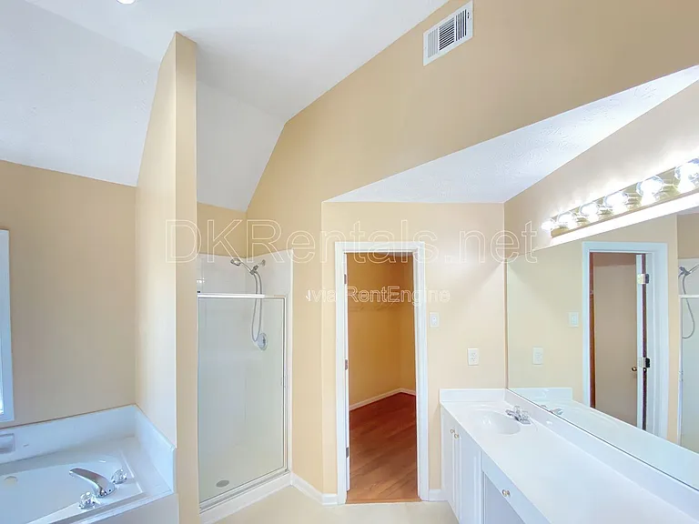 1704 Riverlanding Cir — Photo 12