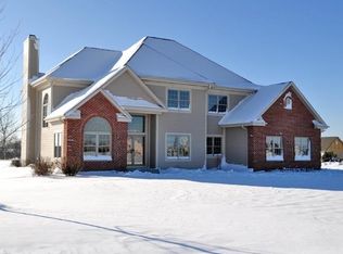 4695 Remington Trl, Hubertus, WI 53033