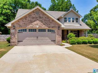100 Tanglewood Dr, Alabaster, AL 35007