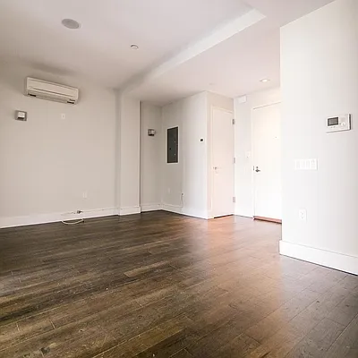 Rented by Nooklyn NYC LLC | media 64