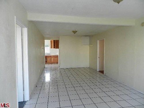 1st image of 656 W Florence Ave