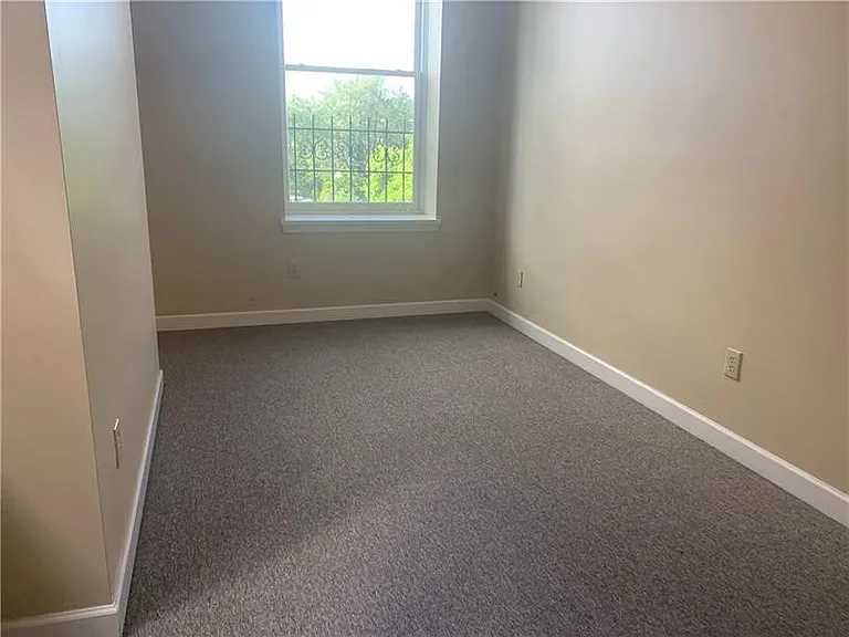 1209 W North Ave #202 — Photo 11