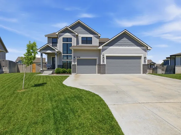 2716 S Prescott Ct, Wichita, KS 67215