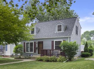 3251 N 86th St, Milwaukee, WI 53222