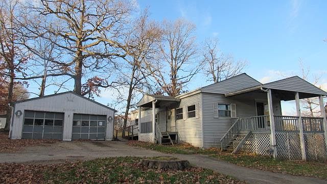 1st image of 765 Parker Pike