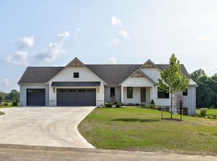 10756 Windward Ave SW, Byron Center, MI 49315