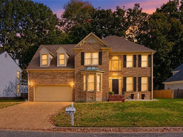 201 W Wedgwood Dr, Yorktown, VA 23693