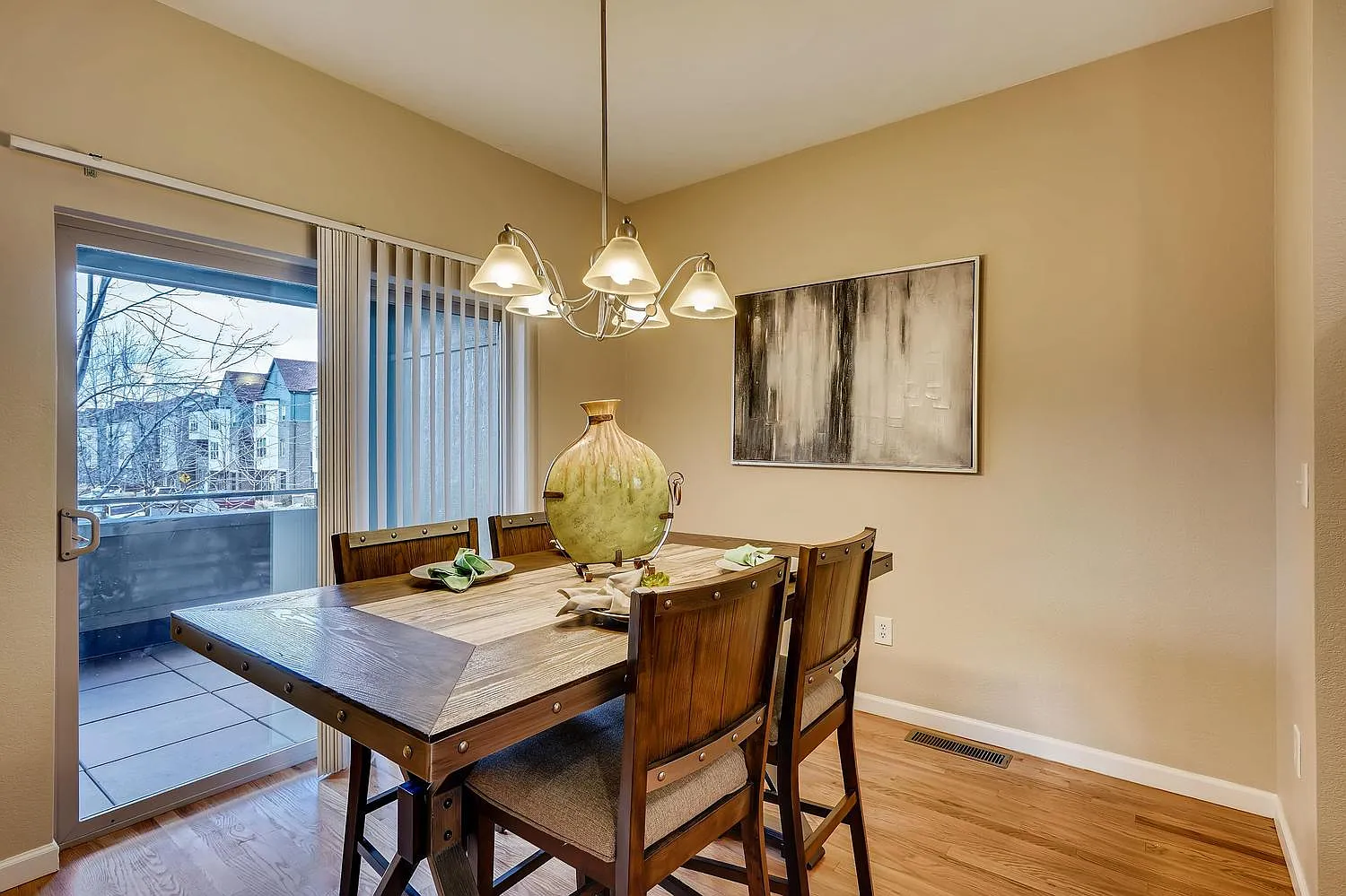 7010 W Virginia Pl — Photo 2