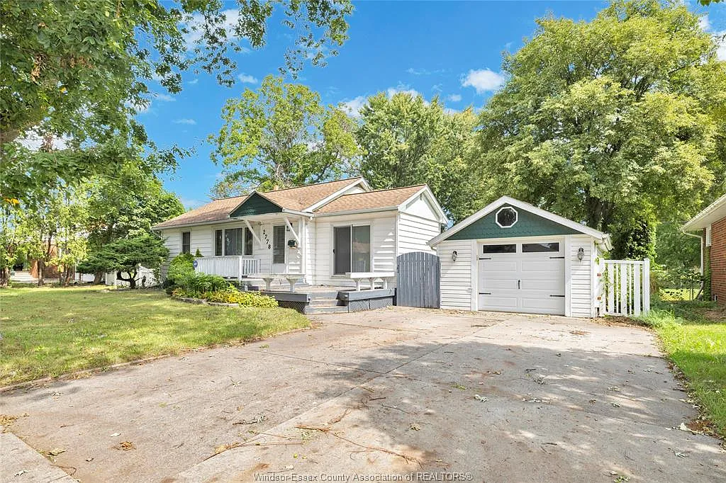 4 bed, $2,800 — Photo 4