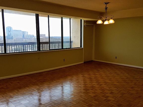 4th image of 3713 George Mason Dr #1203