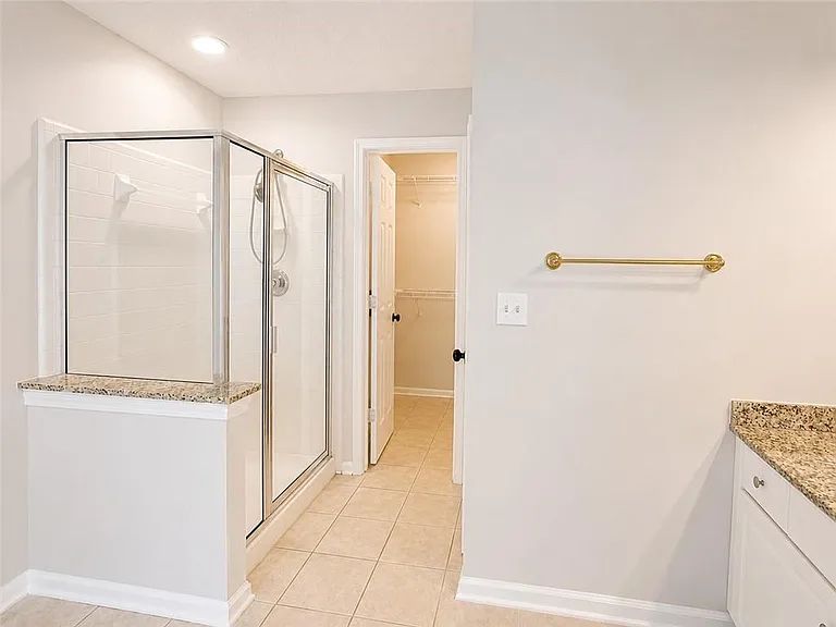 6310 Barwick Ln — Photo 26