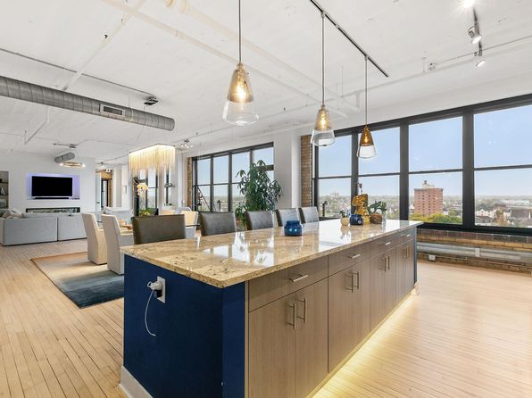 290 Market St UNIT 702