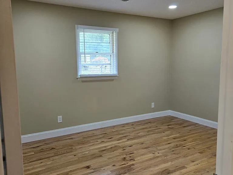 108 Potomac Cir — Photo 21