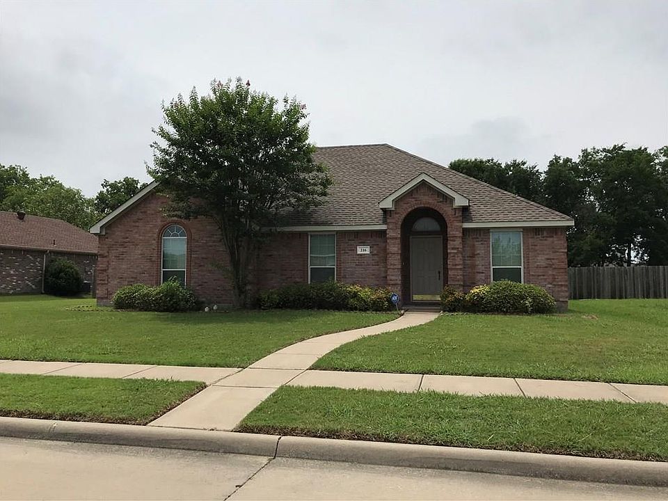 1st image of 216 Silvercreek Dr