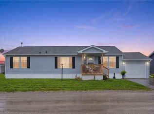 27 Hickory Ct, Norfolk County, ON N0A 1N6