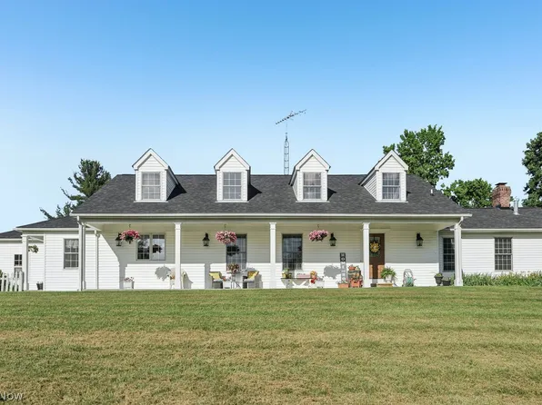 1645 Nelson Ln, Bristolville, OH 44402