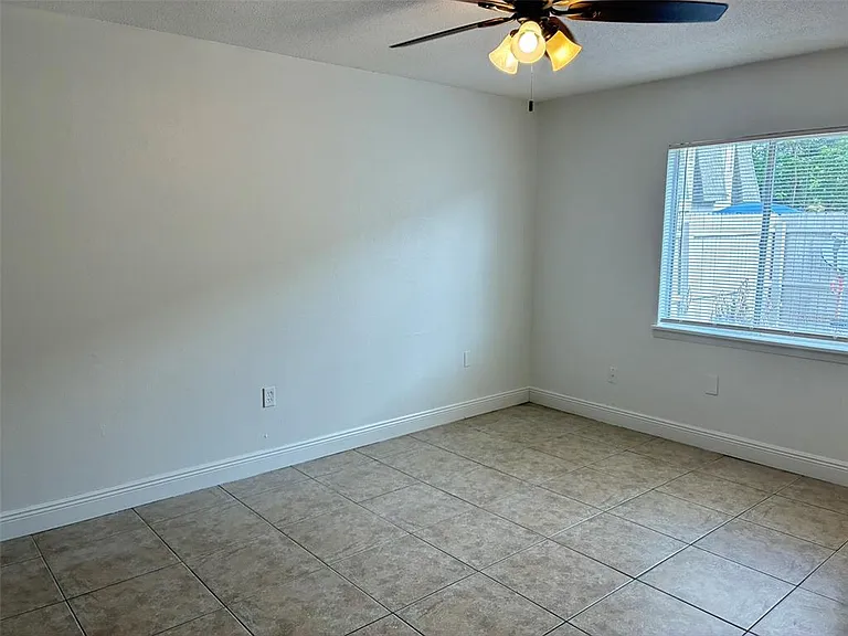 1944 Conway Rd #4 — Photo 13