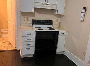 103 N King St APT 1, Leesburg, VA 20176