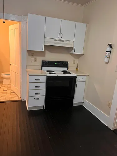 103 N King St #1 Photo 1
