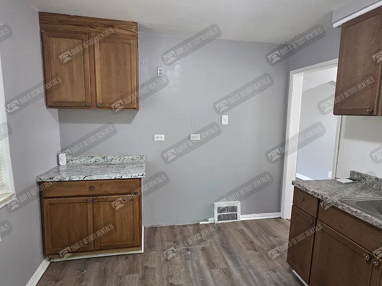 16211 Liberal St — Photo 15