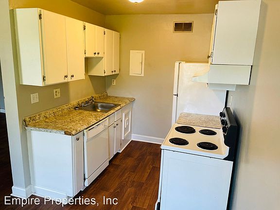 5th image of 457 White Dr #11126685