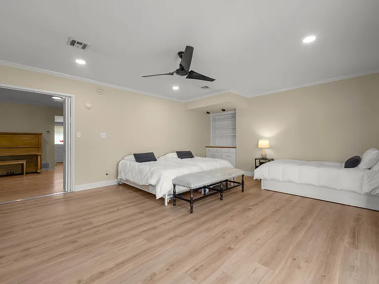 8937 Monogram Ave — Photo 15