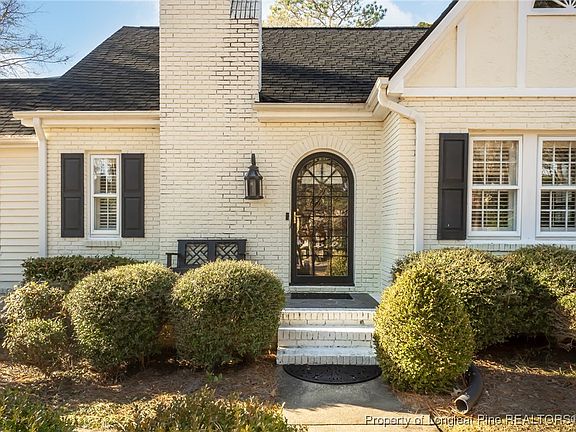 3rd image of 326 W Park Dr