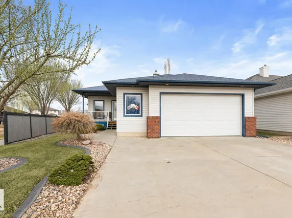 1 Birchwood Close, Leduc, AB T9E 8B5