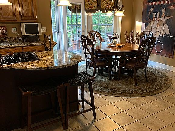 4th image of 7283 Timbernoll Dr