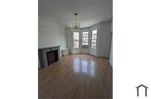20 Hill St #2 Photo 1