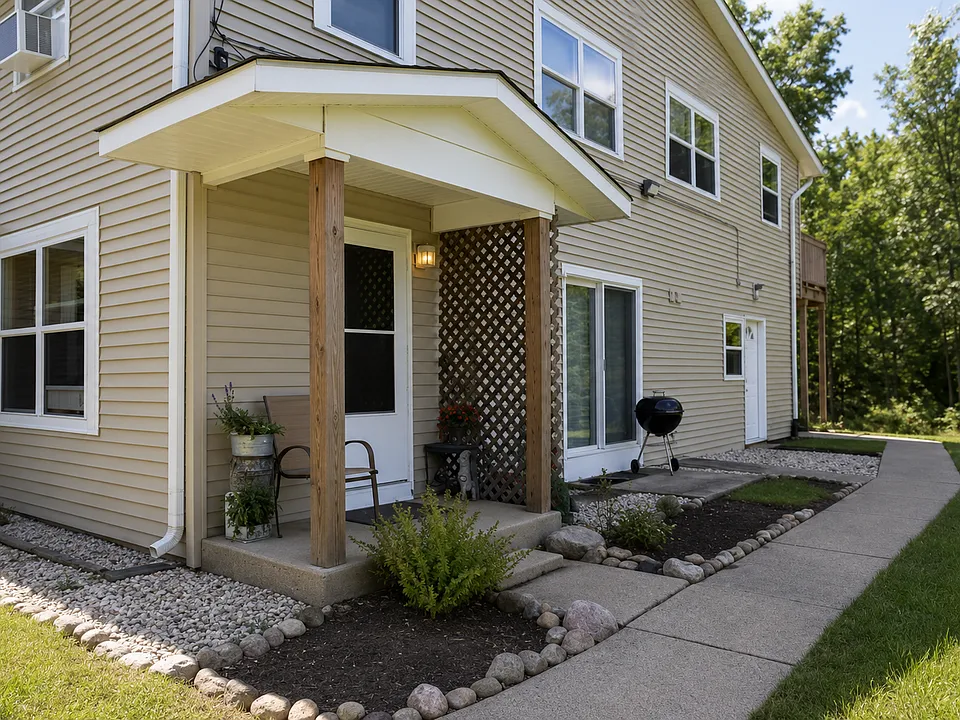 542 N Carol Ln #3C